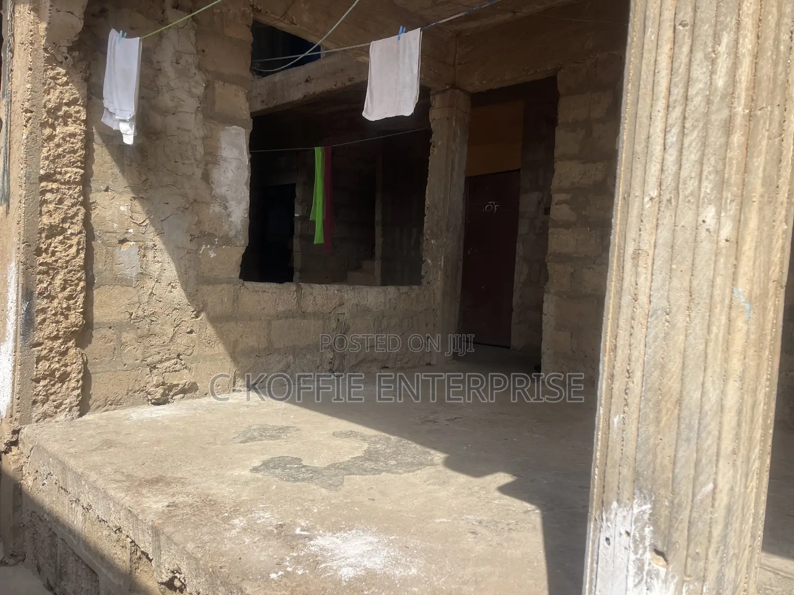 Old Structure on 1 and Half Plot at Achimota for Rent