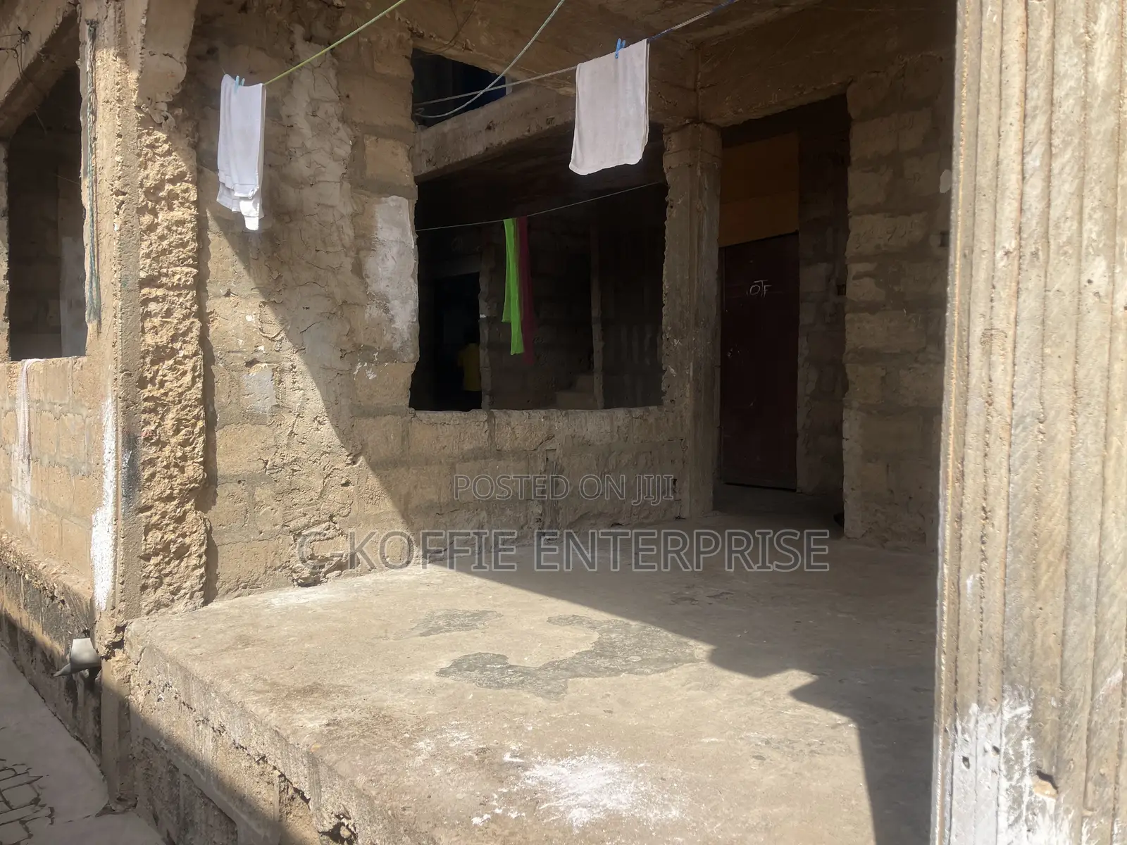Old Structure on 1 and Half Plot at Achimota for Rent
