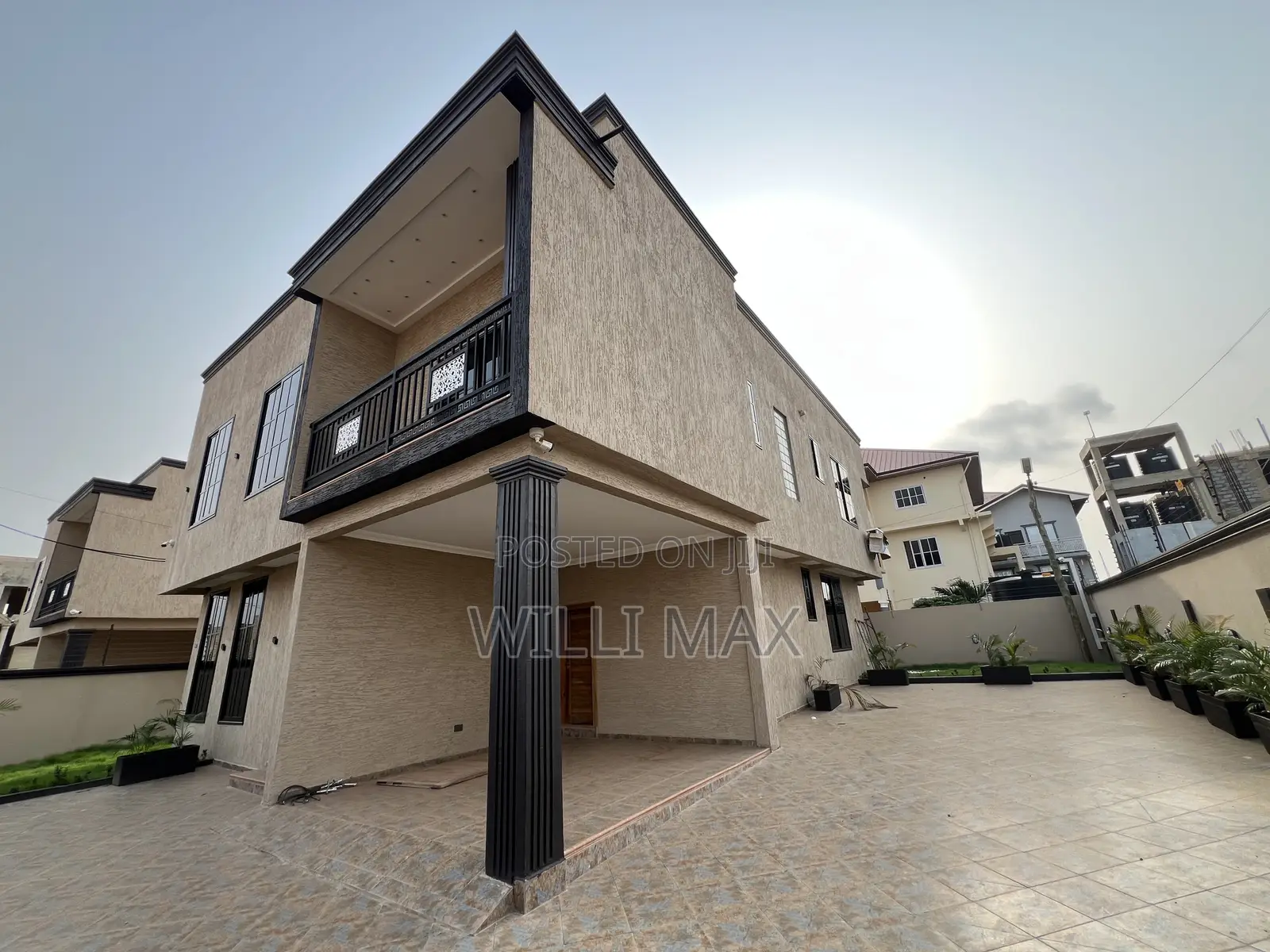 4bdrm Duplex in Amrahia for sale
