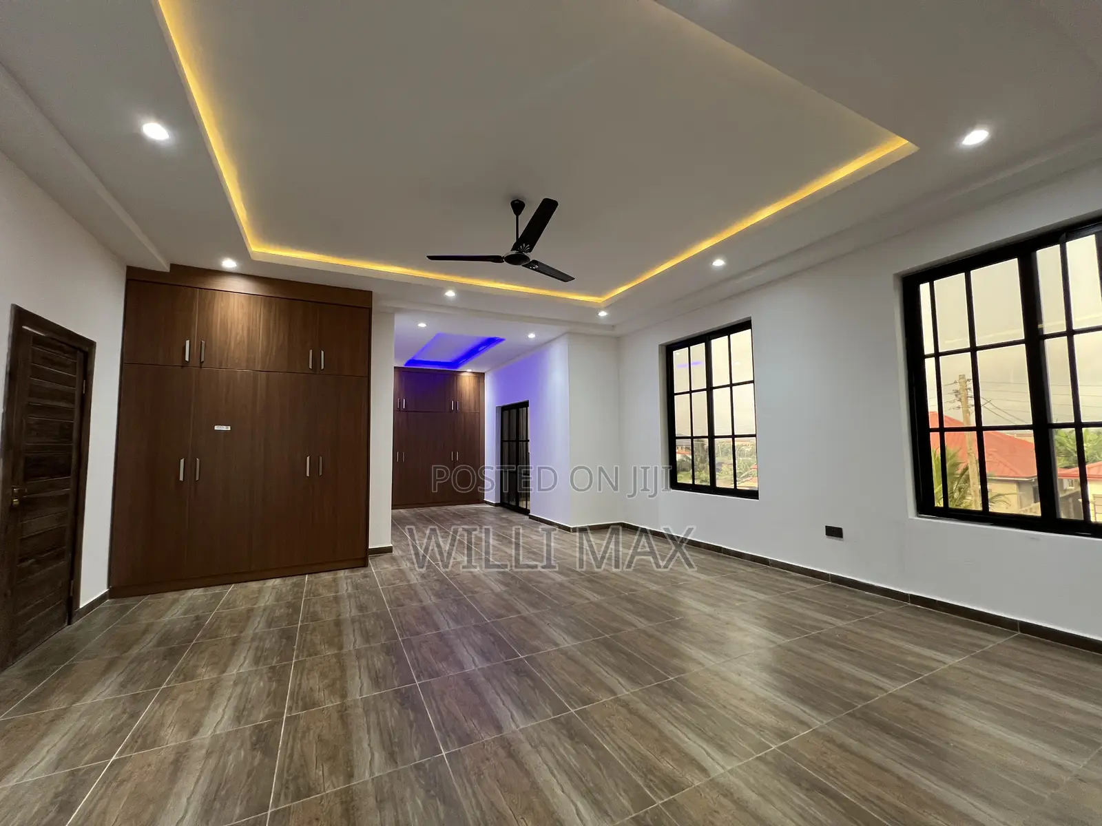 4bdrm Duplex in Amrahia for sale