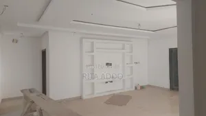 4bdrm House in Lakeside for rent