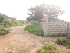 Luxury Plot Inside Lakeside Community 9