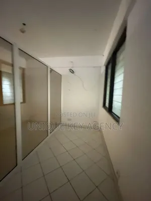 Big Office Space To Let In Dzorwulu