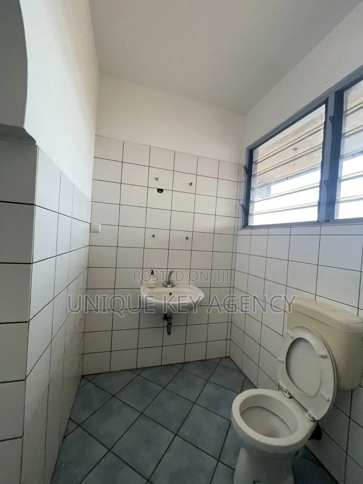 Big Office Space To Let In Dzorwulu