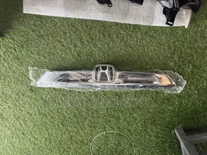 Honda Accord 2018,2019,2020, Top Grill