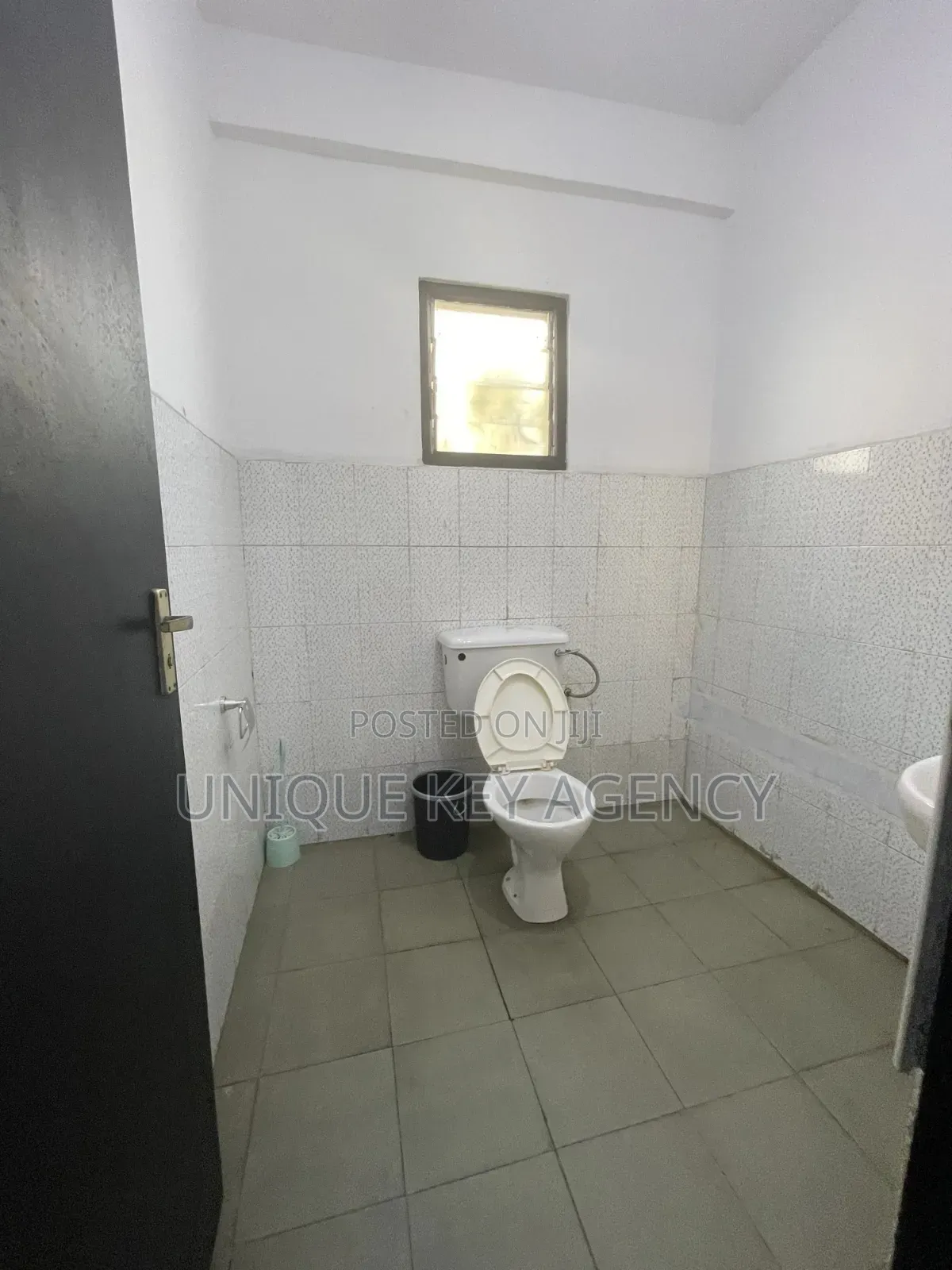 Furnished 1bdrm Apartment in Unique Key Agency, Tesano for rent