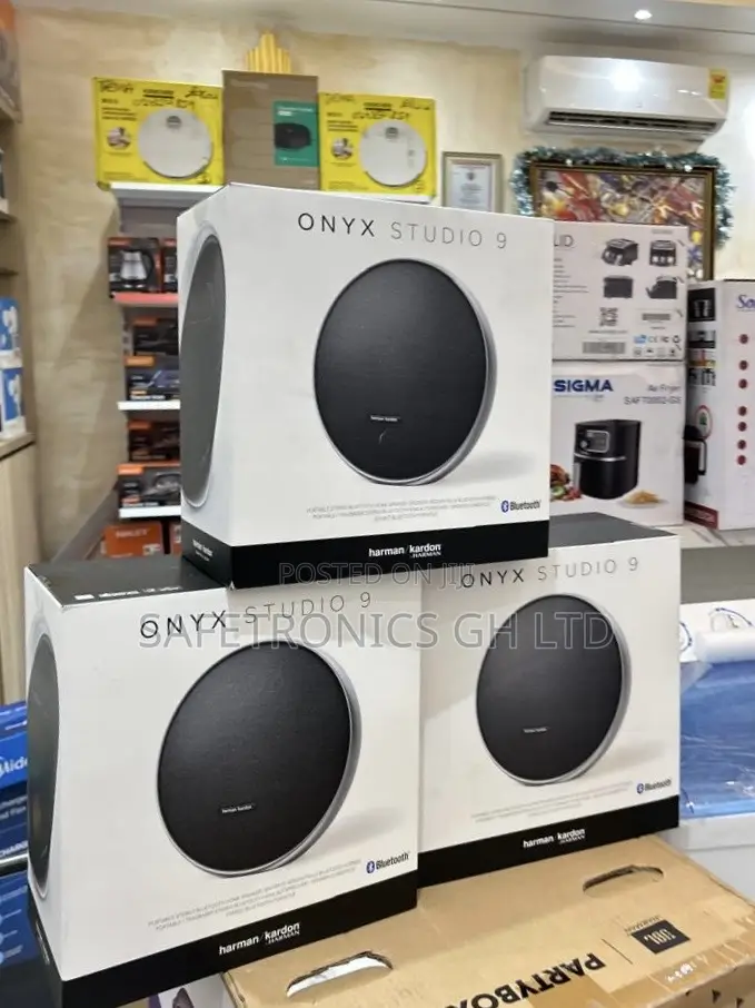 Get Onyx Studio 9 Bluetooth Electric Black Speaker