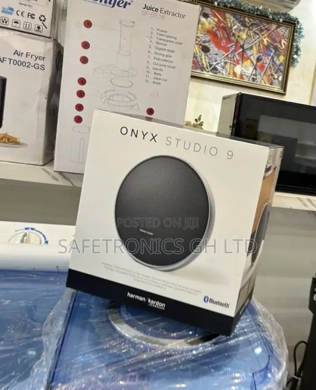 Fabulous Black Portable Bluetooth Onyx Studio 9 Electric Speaker