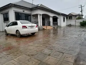 4bdrm House in Hometrust Properties, Amasaman for sale
