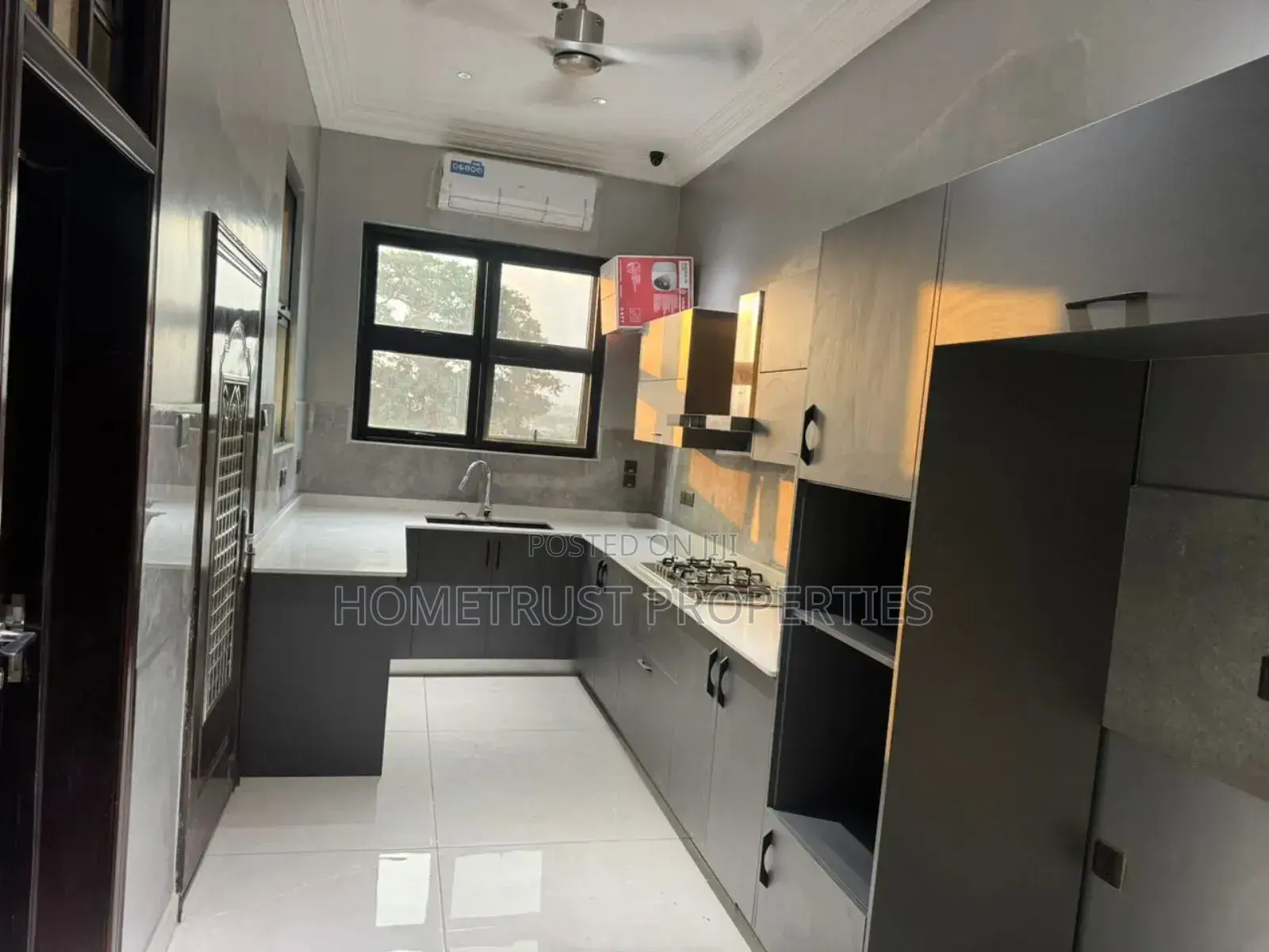 4bdrm House in Hometrust Properties, Amasaman for sale