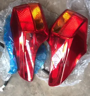 Toyota Rav4 2014 Taillight Pair