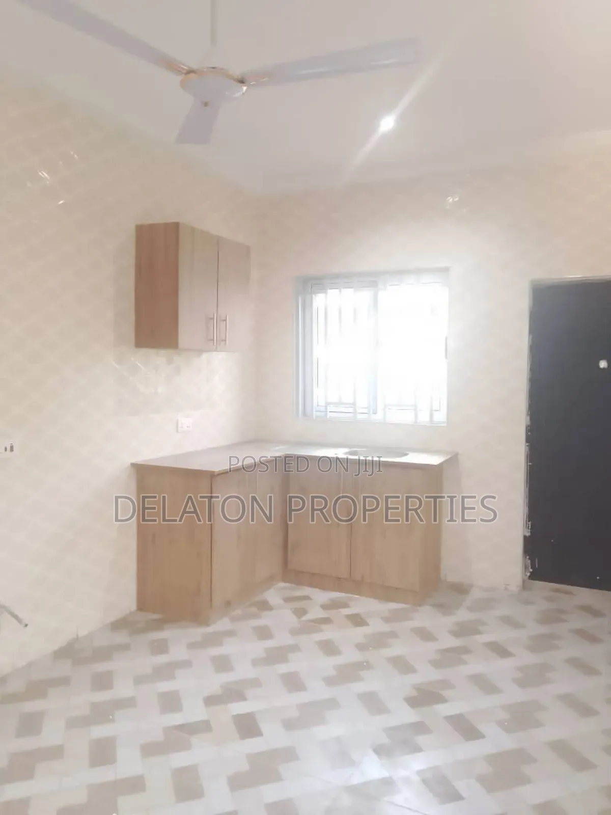 3bdrm House in Adom, Tema Metropolitan for rent