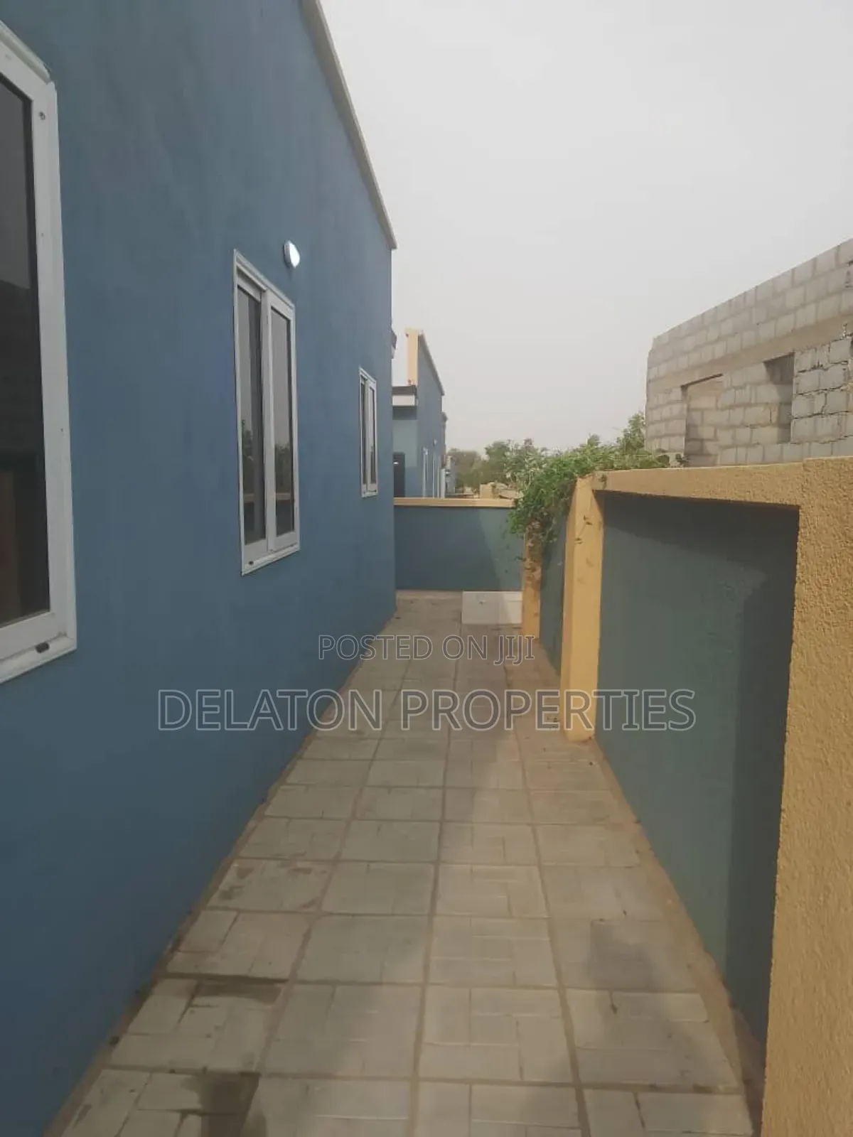 3bdrm House in Adom, Tema Metropolitan for rent