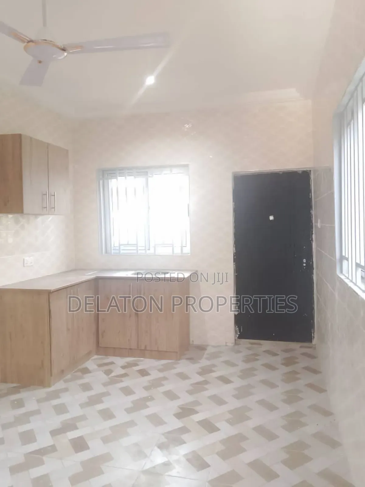 3bdrm House in Adom, Tema Metropolitan for rent