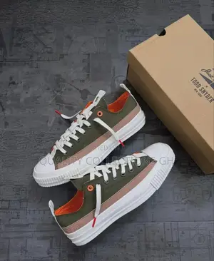 Converse Low