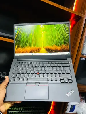 Laptop Lenovo ThinkPad E14 Gen 3 8GB AMD Ryzen 5 SSD 256GB