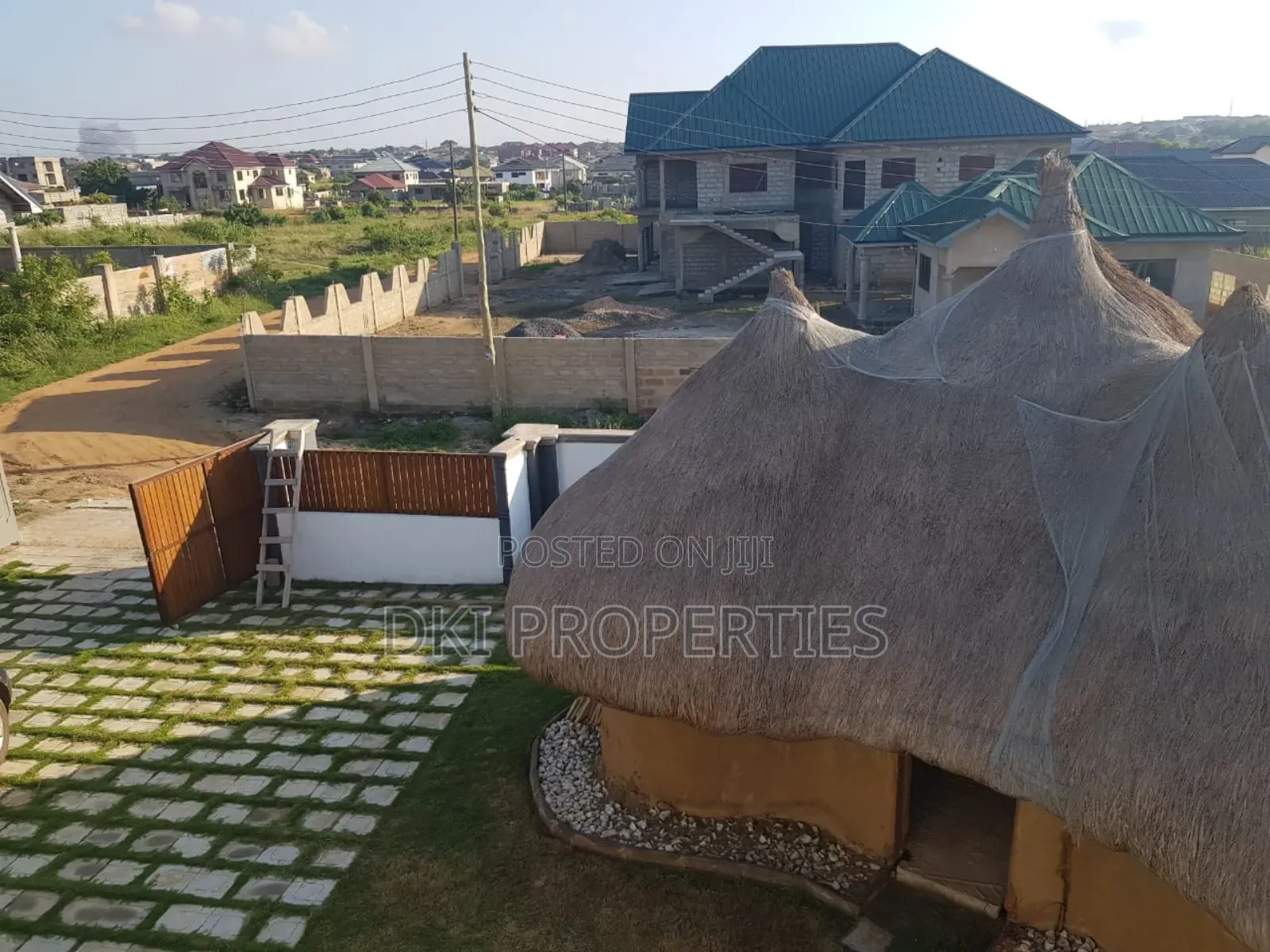 4bdrm House in Dki Properties, Community 25 for sale