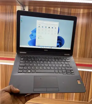 Laptop Dell Latitude E7270 8GB Intel Core i5 SSD 256GB