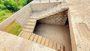 4bdrm House in Dki Properties, Oyibi for sale