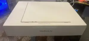 New Laptop Apple MacBook Air 2025 M4 15-Inch 16GB Apple M4 SSD 256GB