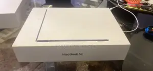 New Laptop Apple MacBook Air 2025 M4 13-Inch 16GB Apple M4 SSD 256GB