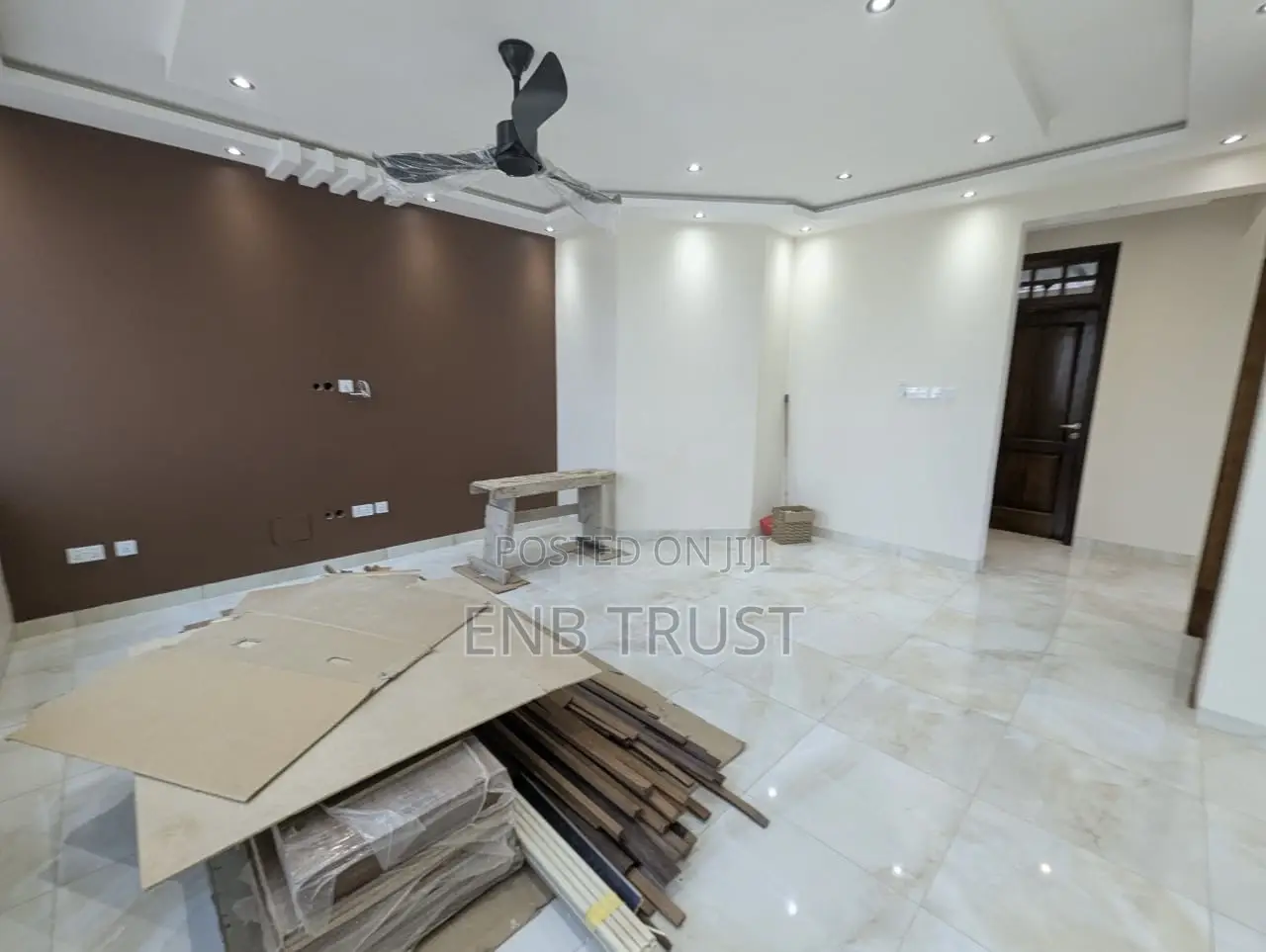 3bdrm Apartment in Tse Addo, Regimanuel Gray Estates for rent
