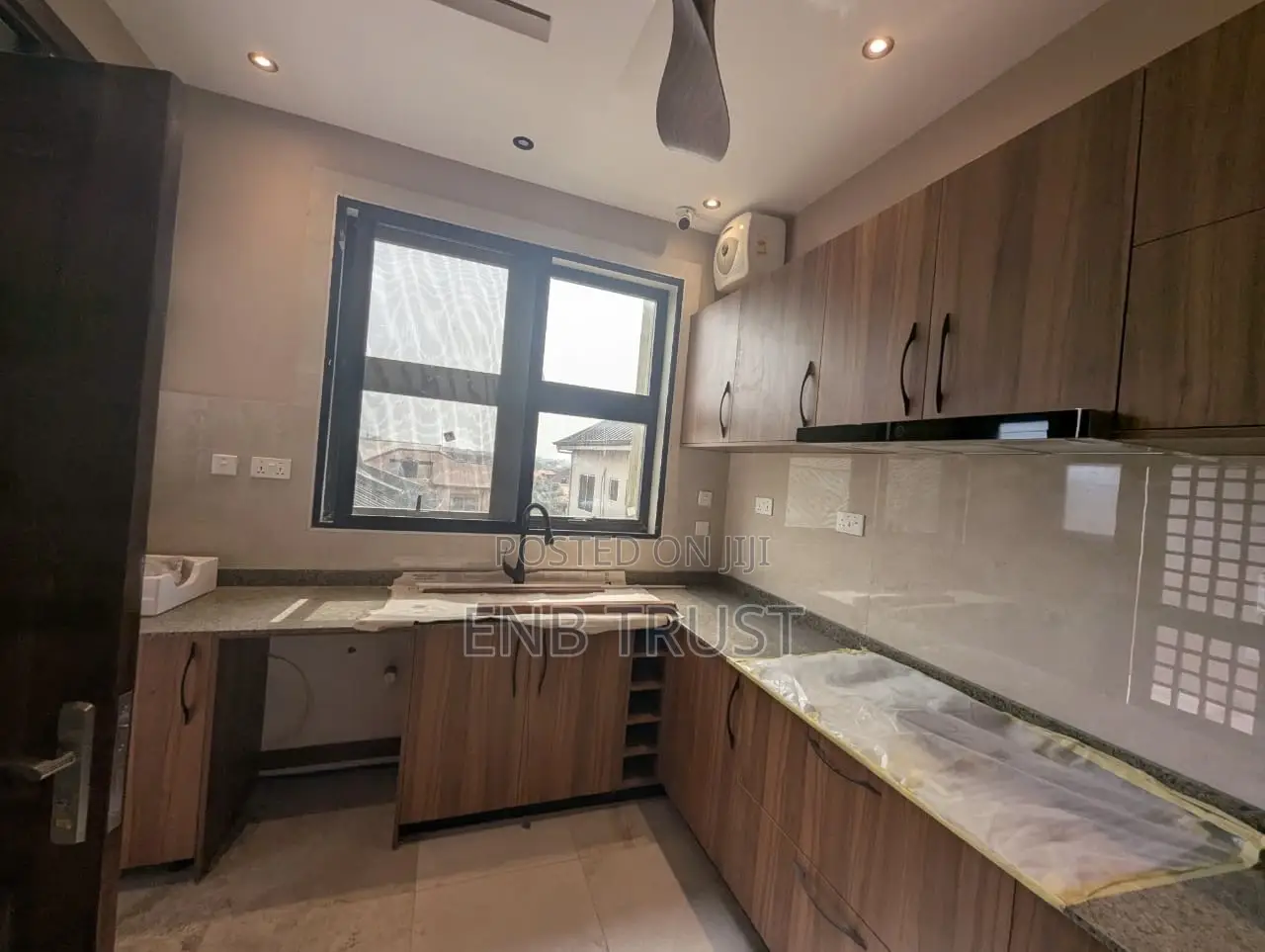 3bdrm Apartment in Tse Addo, Regimanuel Gray Estates for rent