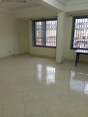 3bdrm Apartment in Abelemkpe, Lincoln School Area for rent