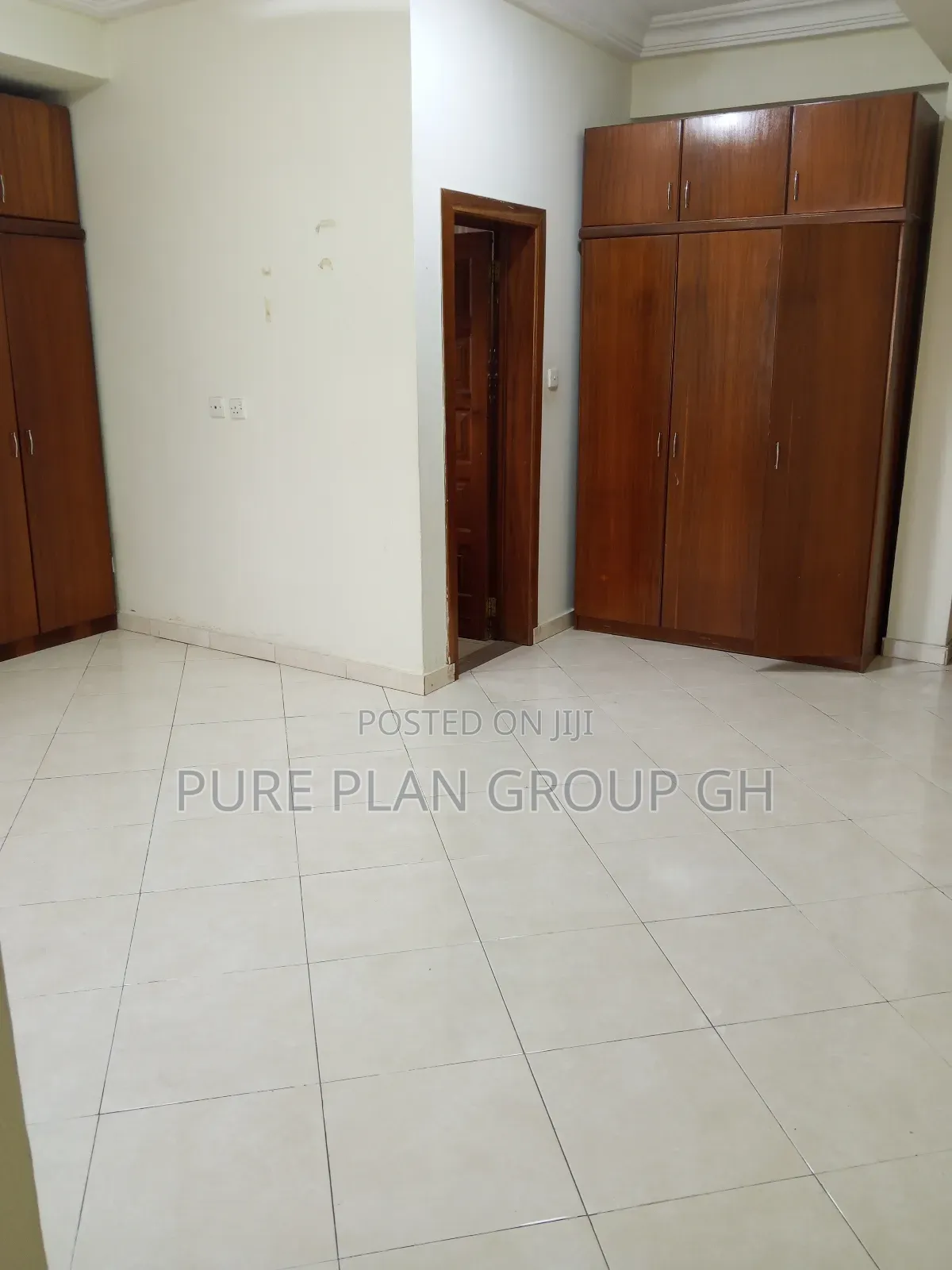 3bdrm Apartment in Abelemkpe, Lincoln School Area for rent
