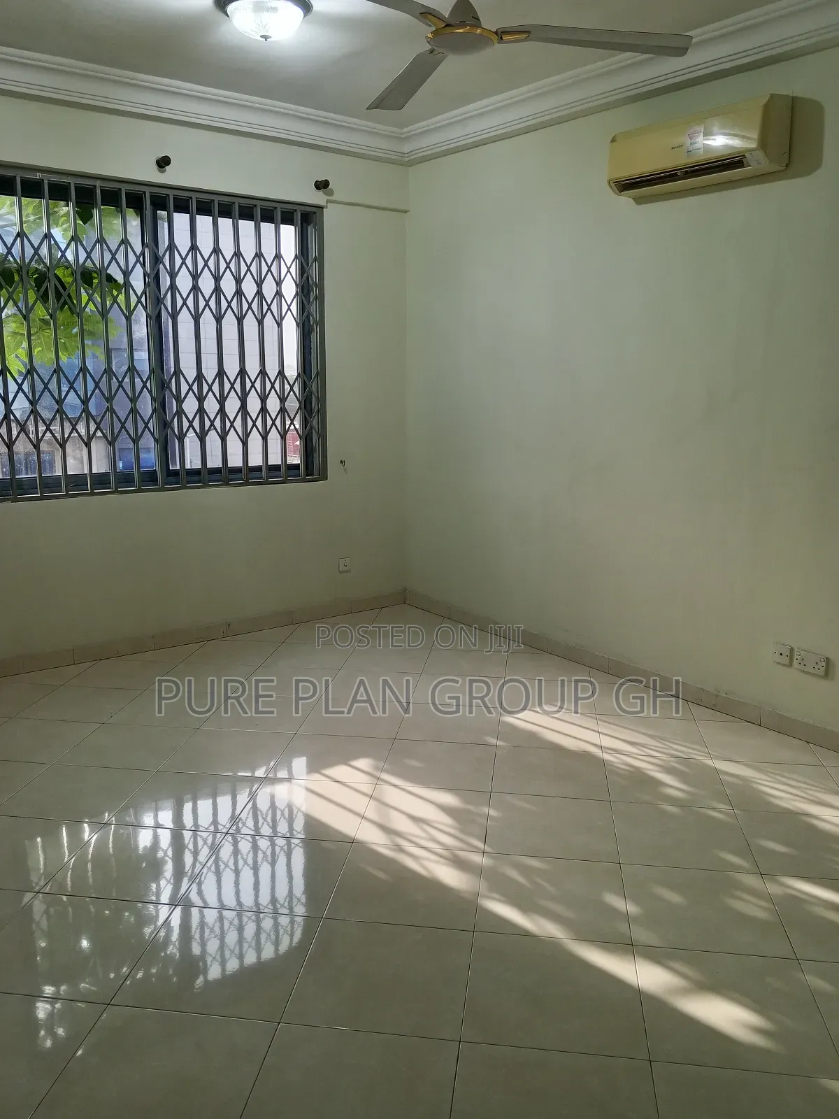 3bdrm Apartment in Abelemkpe, Lincoln School Area for rent