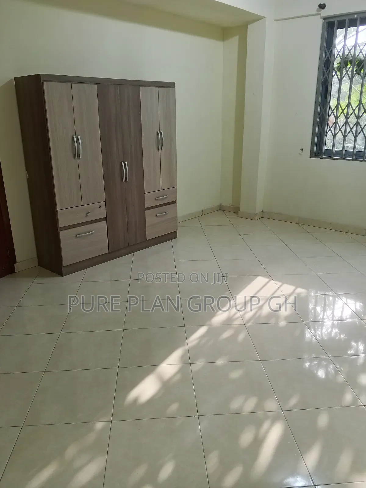 3bdrm Apartment in Abelemkpe, Lincoln School Area for rent