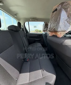 New Toyota Hilux 2023 White