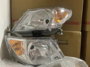 Toyota Hilux / Vigo 2005 Headlights