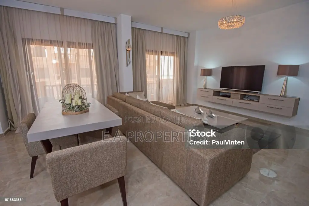 5bdrm House in E A Properties, Valley View Area for rent