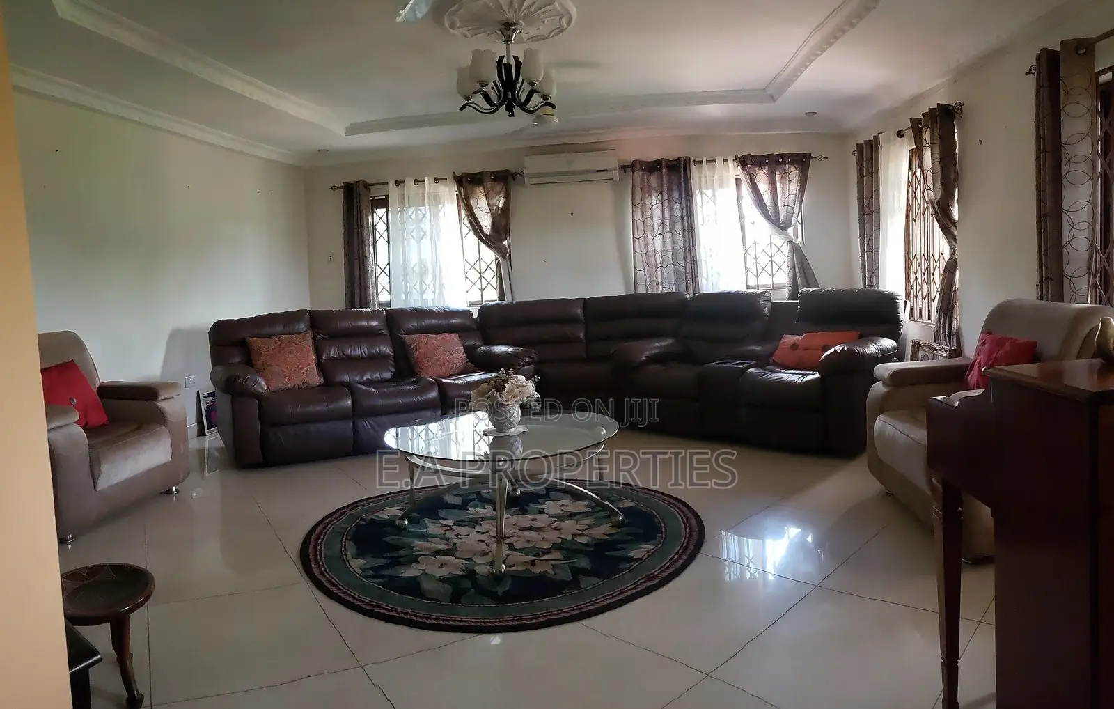 5bdrm House in E A Properties, Valley View Area for rent