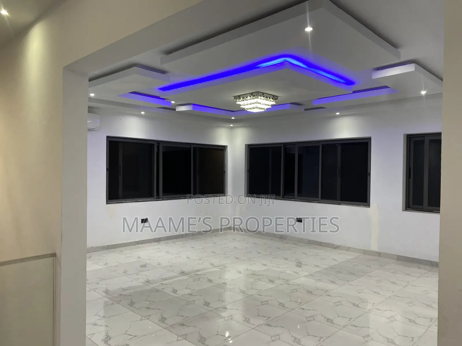 5bdrm Duplex in Bortiano for sale