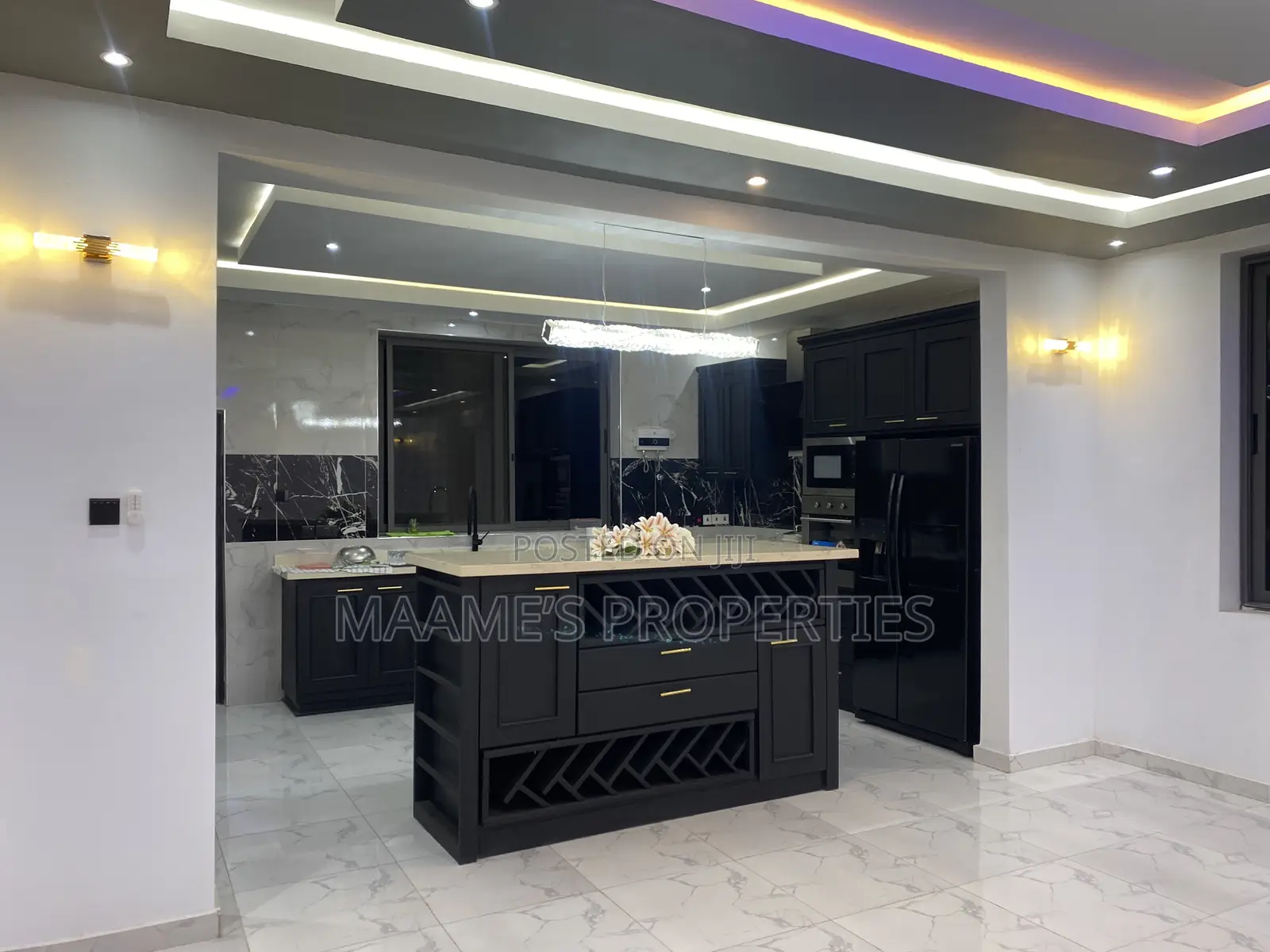 5bdrm Duplex in Bortiano for sale