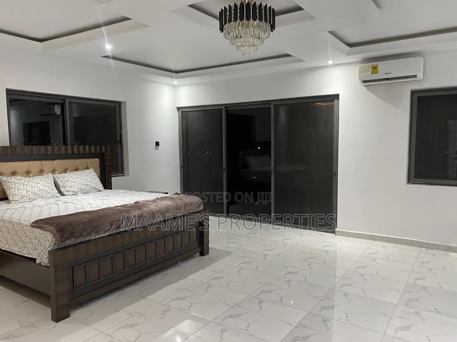 5bdrm Duplex in Bortiano for sale