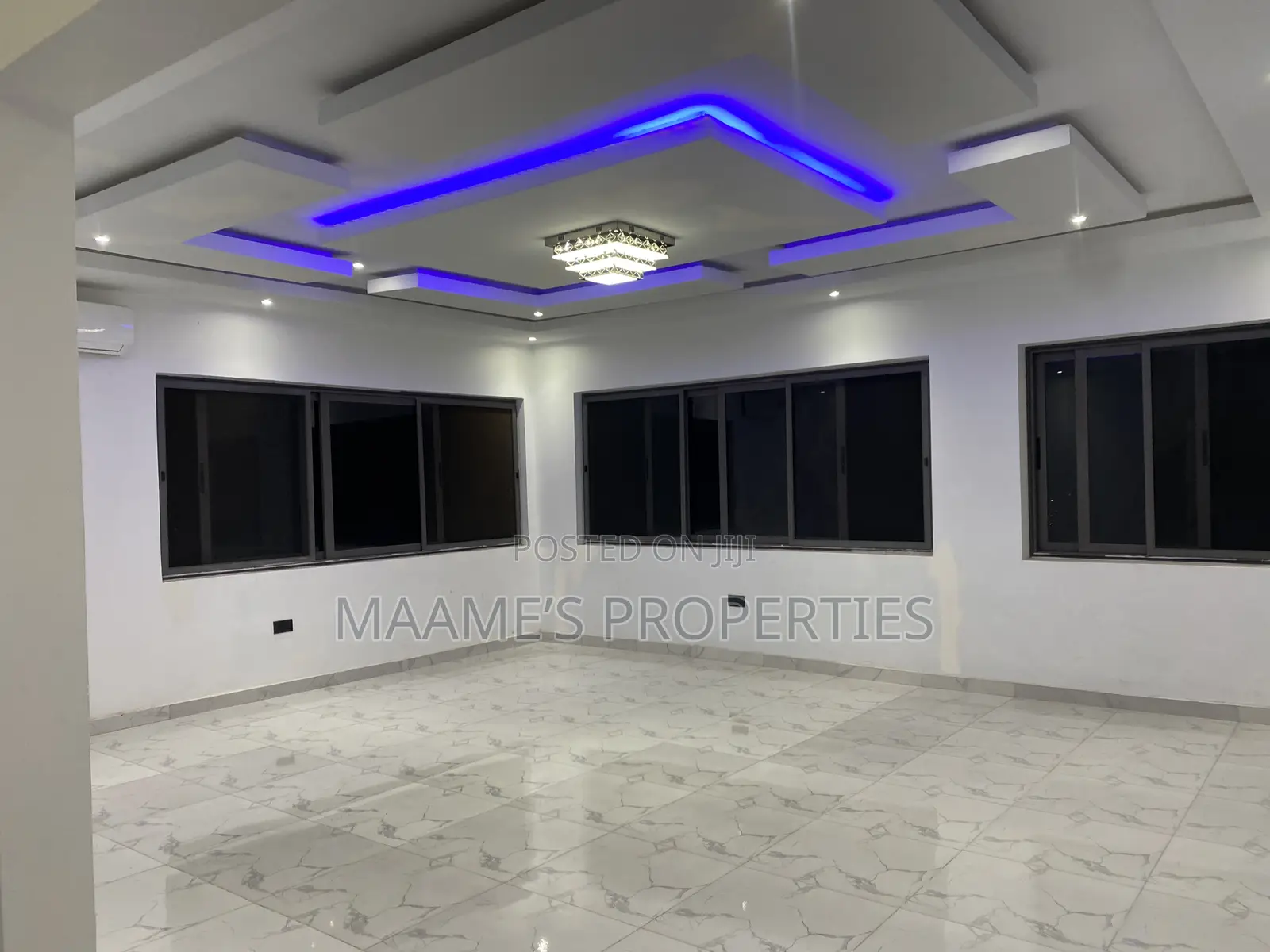 5bdrm Duplex in Bortiano for sale