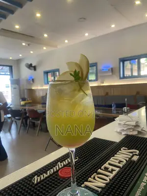 Mixologist (Bar Manager)
