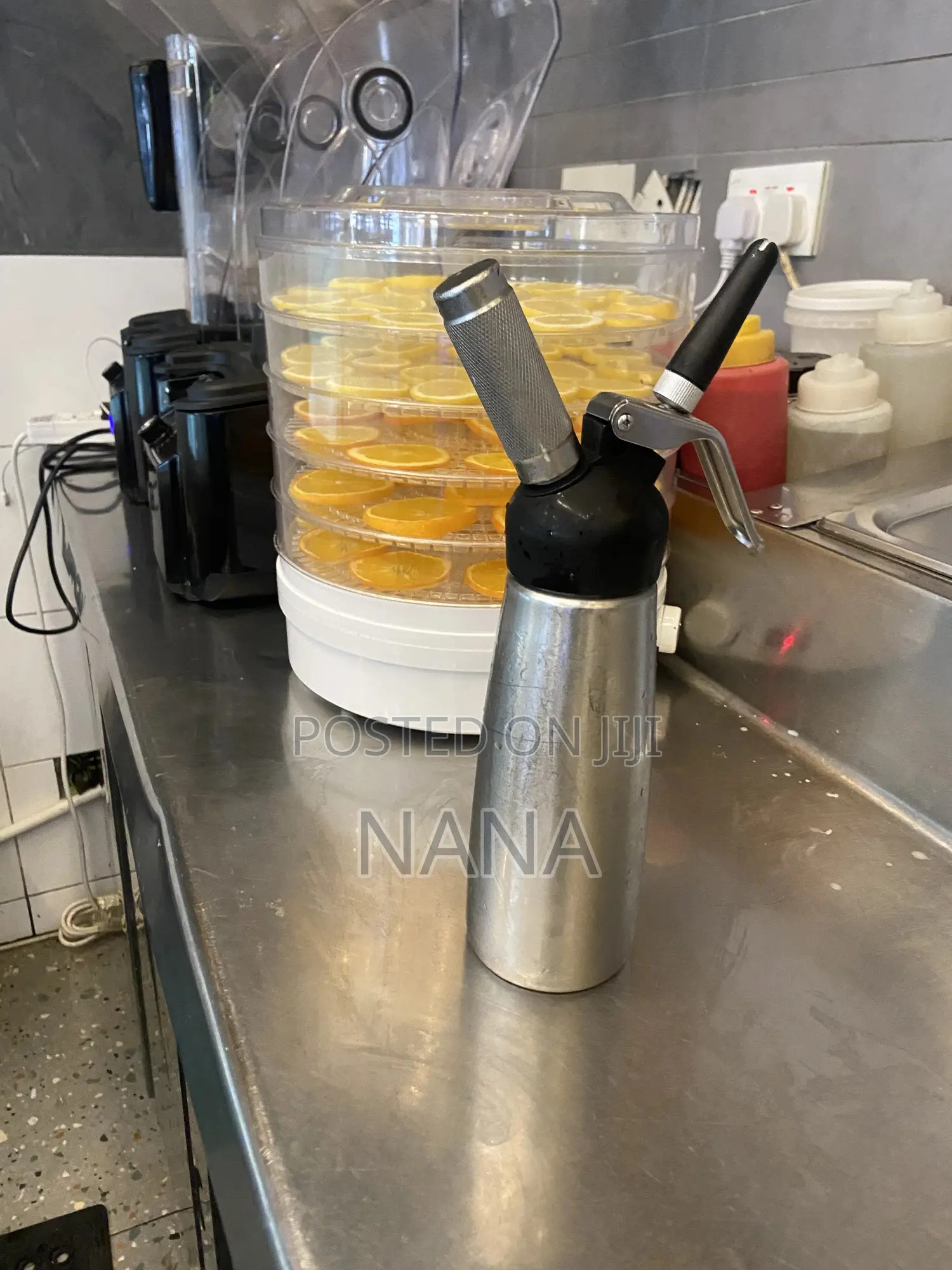Mixologist (Bar Manager)