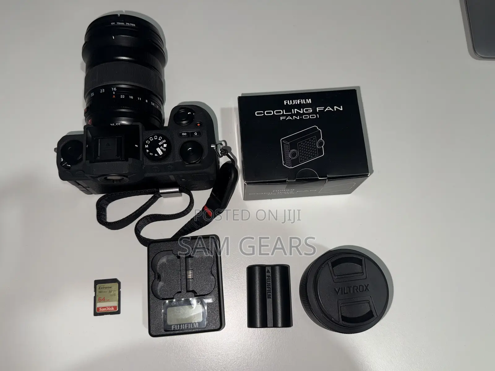 Fujifilm X-S20 Camera and Lens