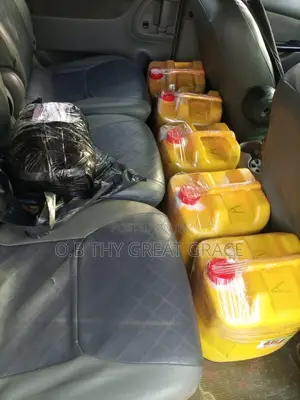 Natural and Organic Honey in All Sizes
