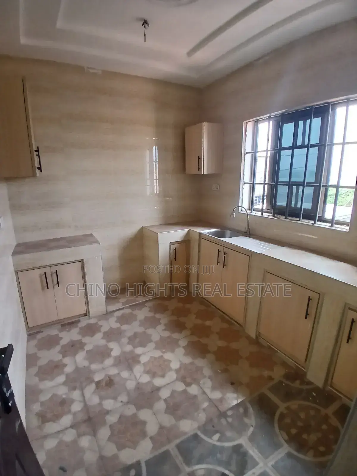 1bdrm Apartment in New Jerusalem, Tema Metropolitan for rent