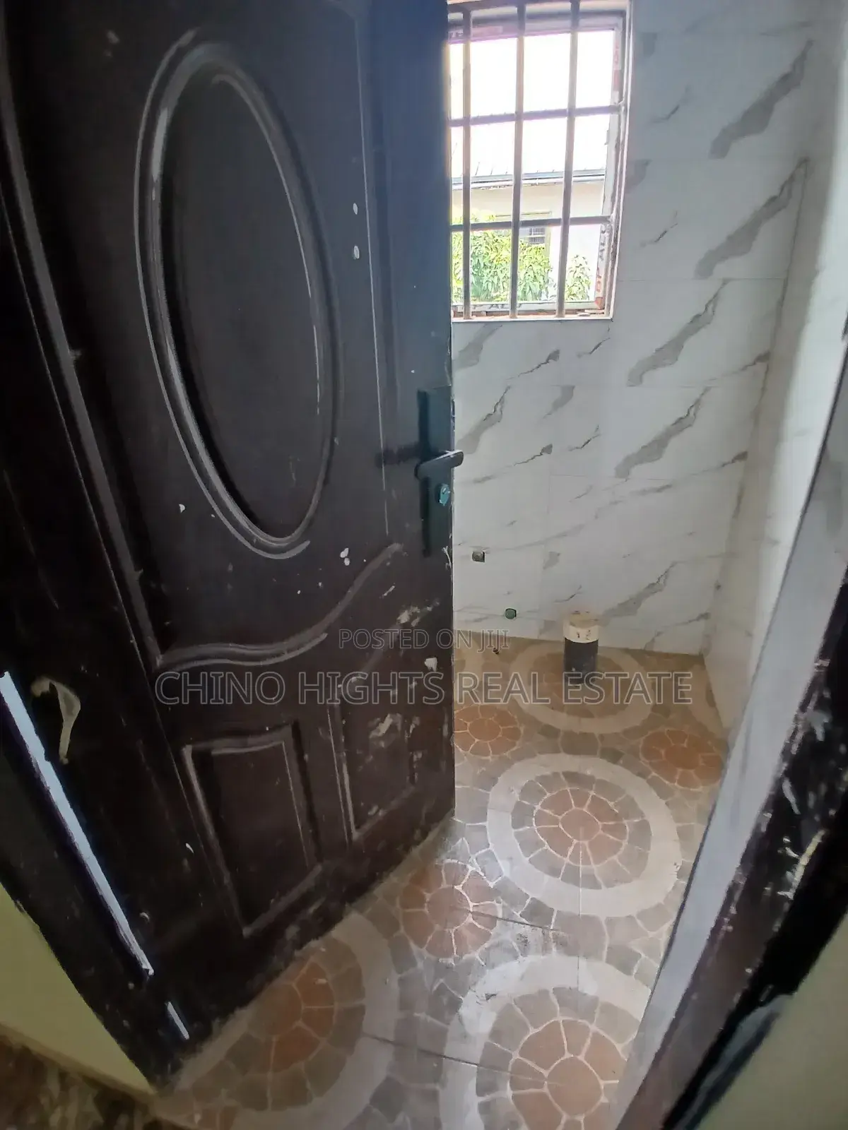 1bdrm Apartment in New Jerusalem, Tema Metropolitan for rent