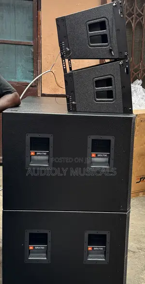 Jac Line Arrays With Double Bass and Amplifier Rack Set