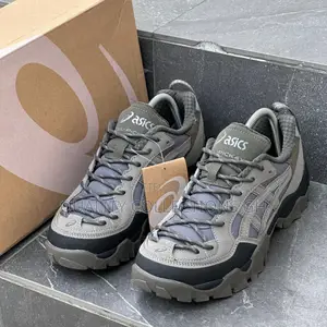 Asics Merrell Sneaker