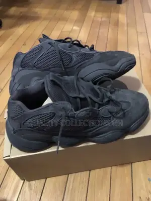 Yeezy 500 Black