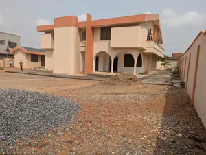 6bdrm House in North Legon for sale
