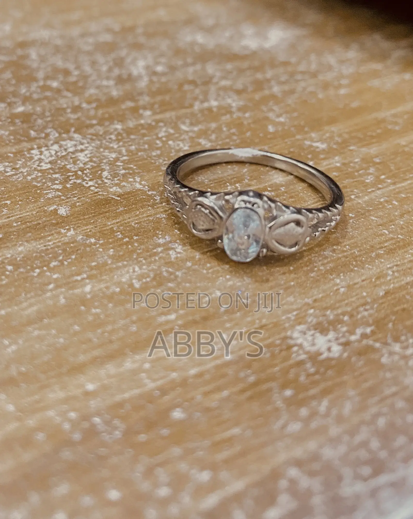 Bow Shape Vintage Engagement/Promise Ring